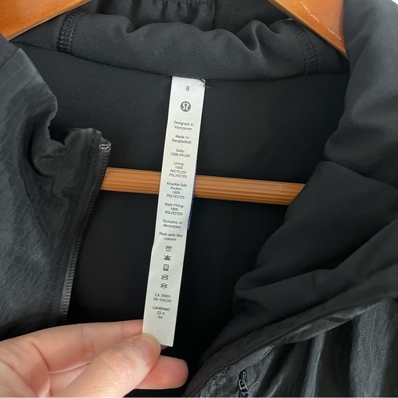 LULULEMON Lightweight Insulated Hiking Jacket W4BWM - Picture 10 of 12